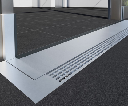 AMARI Vikbar Skyddsvall hydromatisk
AMARI Hydromatisk Skyddsvall vikbar skyddsvall översvämningsskydd automatisk aktivering utan el hydromatisk översvämningsbarriär skydd mot kraftiga regn vattenintrång innovativ vikbar vall pålitligt översvämningsskydd för industrier kommuner privatpersoner AMARI AE-Wasserbarriere löschvattenbarriär automatisk högvattenbarriär maximal stauhöjd 30 cm einbautiefe 6-70 mm aluminiumprofil patent mekanism gastryckfjädrar EPDM-dichtung rigol kanalisation schwimmbarriär klappscho